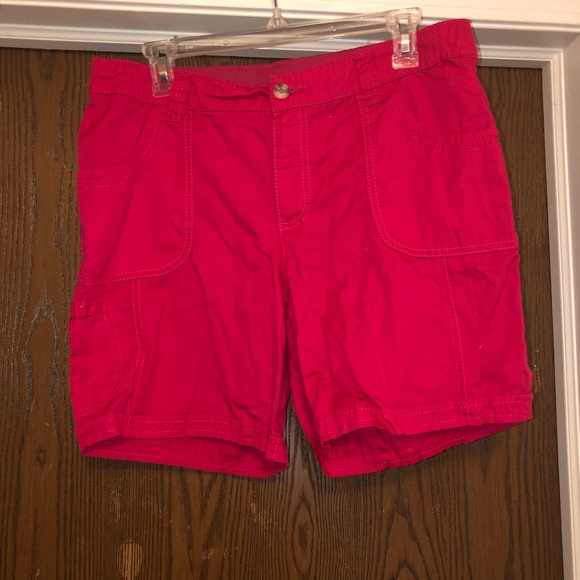 🌟3/$15🌟Hot pink White Stag shorts. Size 12 - Picture 1 of 4